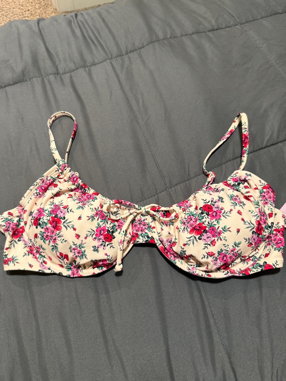 NWT Wild Fable Underwire Floral Bikini Top